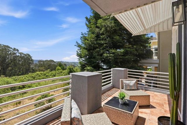 8265 Skyline Circle, Oakland, CA 94605