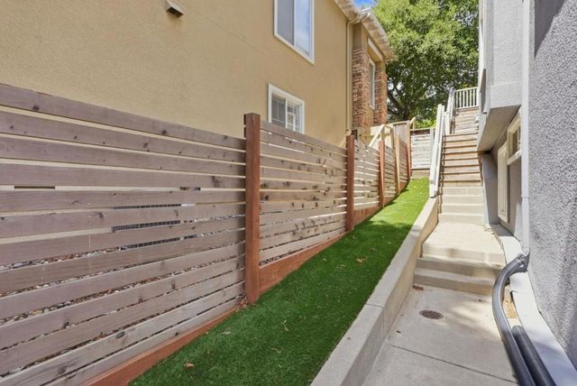 8265 Skyline Circle, Oakland, CA 94605