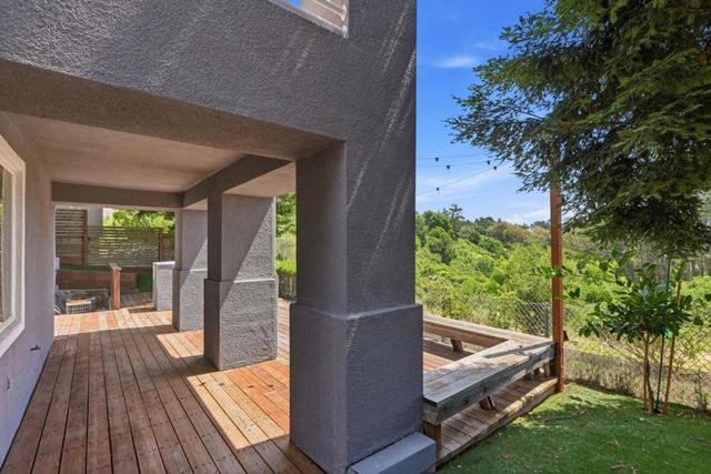 8265 Skyline Circle, Oakland, CA 94605
