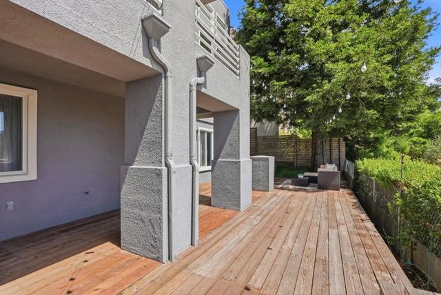 8265 Skyline Circle, Oakland, CA 94605