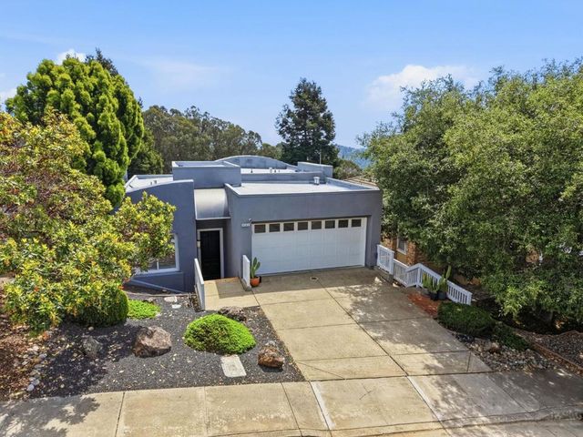 8265 Skyline Circle, Oakland, CA 94605