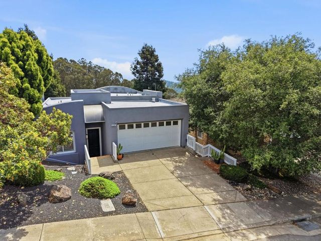 8265 Skyline Circle, Oakland, CA 94605