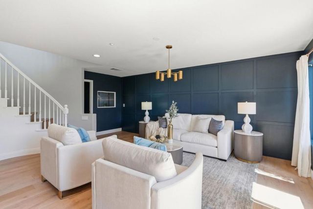8265 Skyline Circle, Oakland, CA 94605