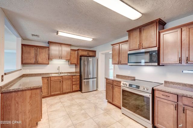 2131 E 26th Street, Panama City, FL 32405