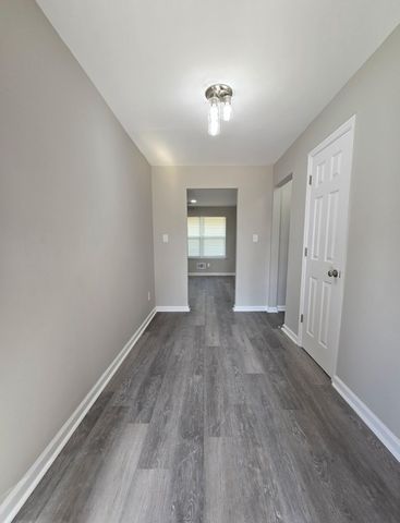 2327 Tobacco Road, Augusta, GA 30906