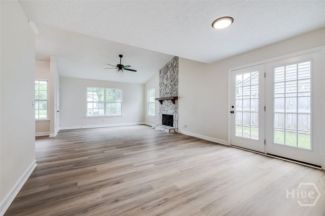 1 E White Hawthorne Drive, Savannah, GA 31419