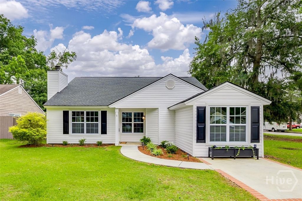 1 E White Hawthorne Drive, Savannah, GA 31419