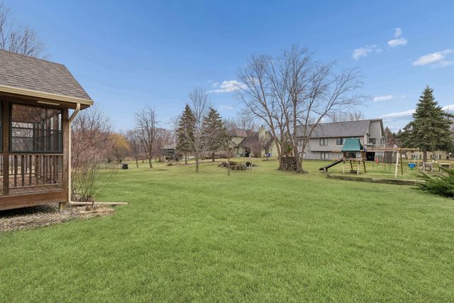 1325 Courtland E, Waconia, MN 55387