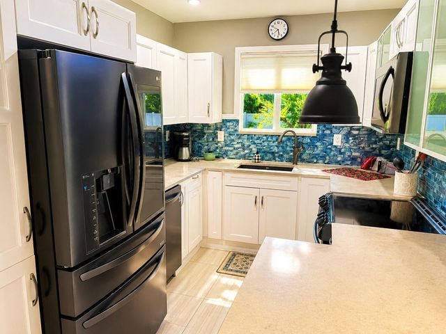 801 SE 7th Street, Fort Lauderdale, FL 33301