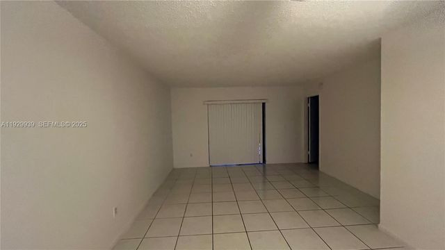 851 NE 207th Ln 204-13, Miami, FL 33179