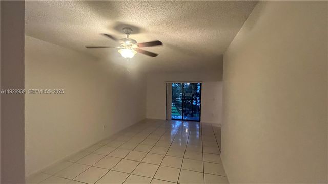 851 NE 207th Ln 204-13, Miami, FL 33179