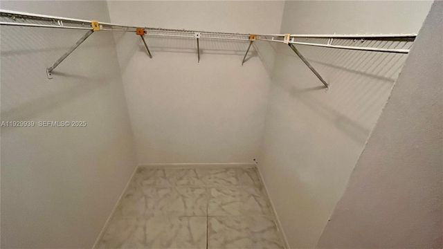 851 NE 207th Ln 204-13, Miami, FL 33179