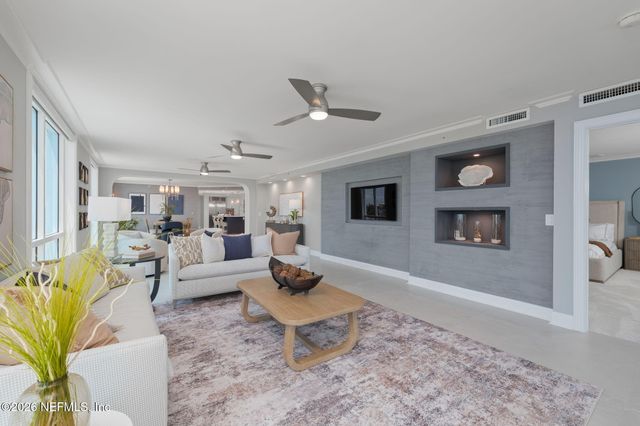 807 1ST Street N 402, Jacksonville Beach, FL 32250