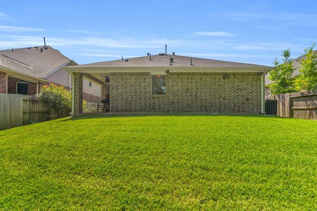 222 Elianne Lace Ct Court, Willis, TX 77318