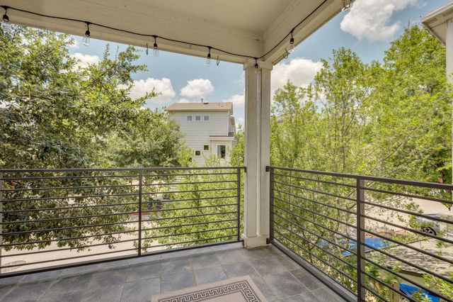 1101 Euphoria BND 37, Austin, TX 78702