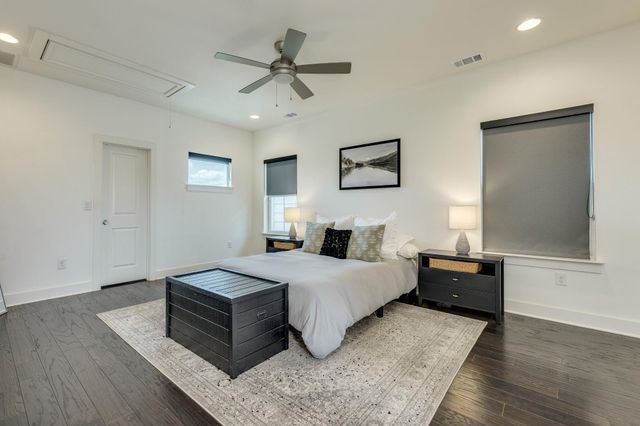 1101 Euphoria BND 37, Austin, TX 78702