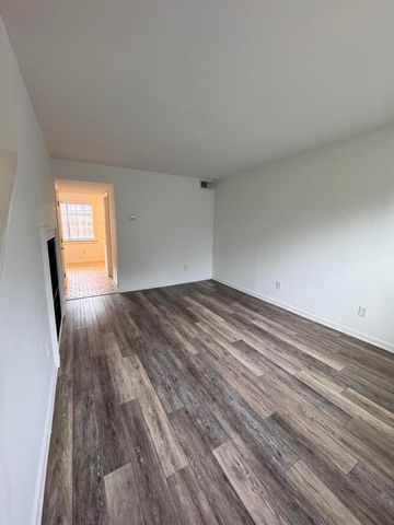 519 Parkdale Drive I, Charleston, SC 29414