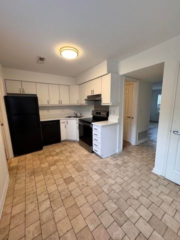 519 Parkdale Drive I, Charleston, SC 29414