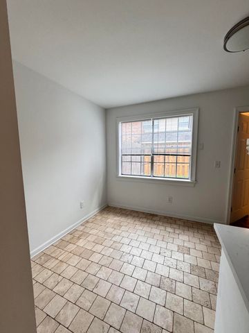 519 Parkdale Drive I, Charleston, SC 29414