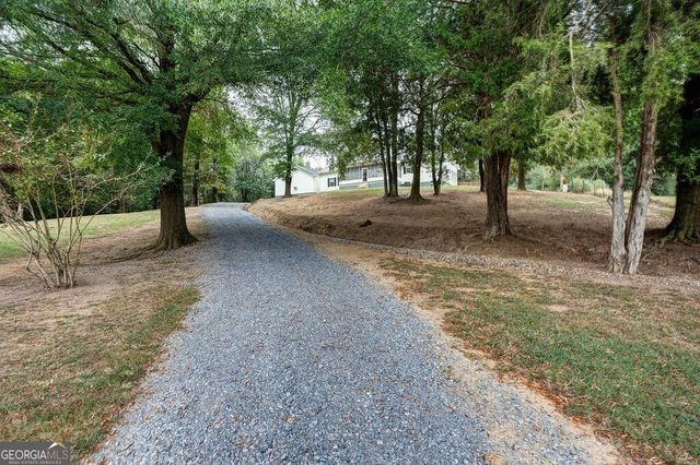 960 Mcentyre Loop SE, Calhoun, GA 30701