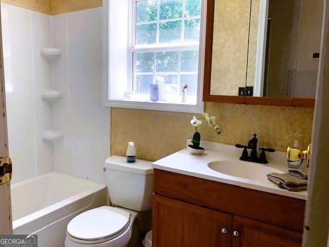 960 Mcentyre Loop SE, Calhoun, GA 30701