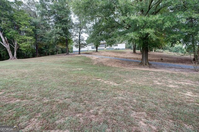 960 Mcentyre Loop SE, Calhoun, GA 30701