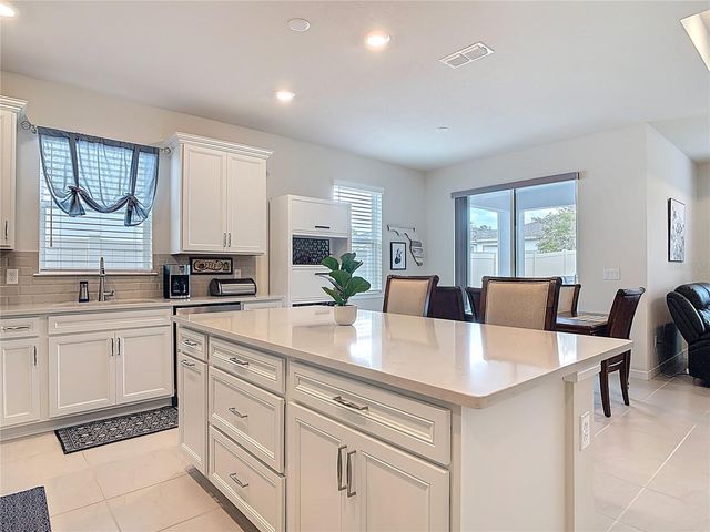 2220 CANOPY TERRACE BOULEVARD, Deland, FL 32724
