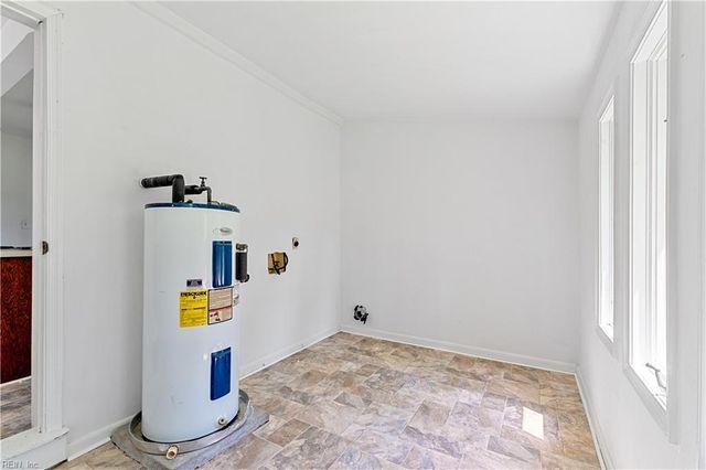 8216 Old Ocean View RD, Norfolk, VA 23518