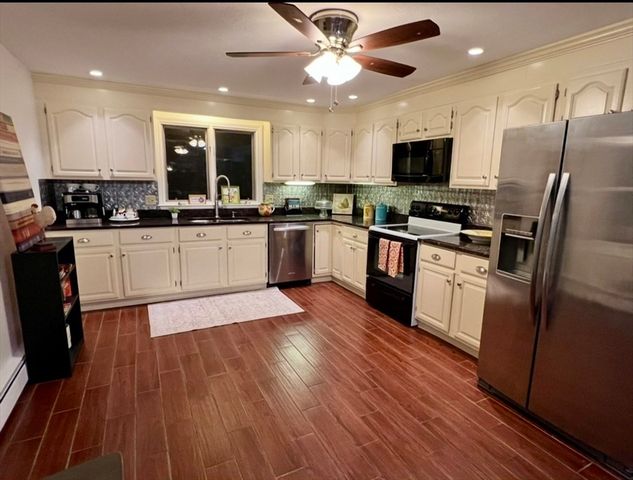 44 Arlington Ave, Braintree, MA 02184