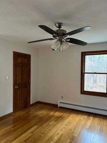 44 Arlington Ave, Braintree, MA 02184