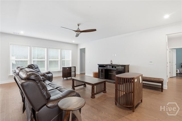 217 Higginson Drive, Richmond Hill, GA 31324