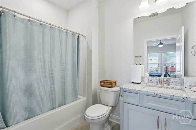 217 Higginson Drive, Richmond Hill, GA 31324