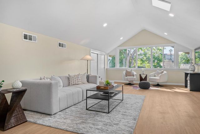 339 S 13th Street, San Jose, CA 95112