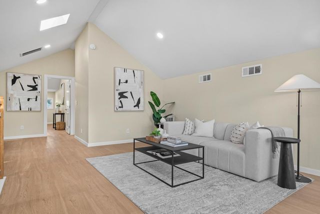 339 S 13th Street, San Jose, CA 95112