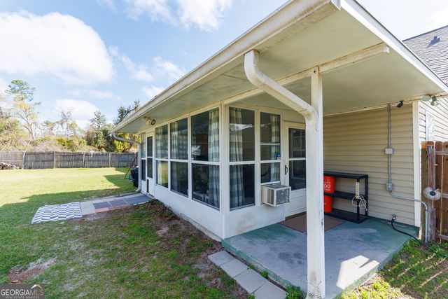 2206 Pin Oak Circle, Valdosta, GA 31602