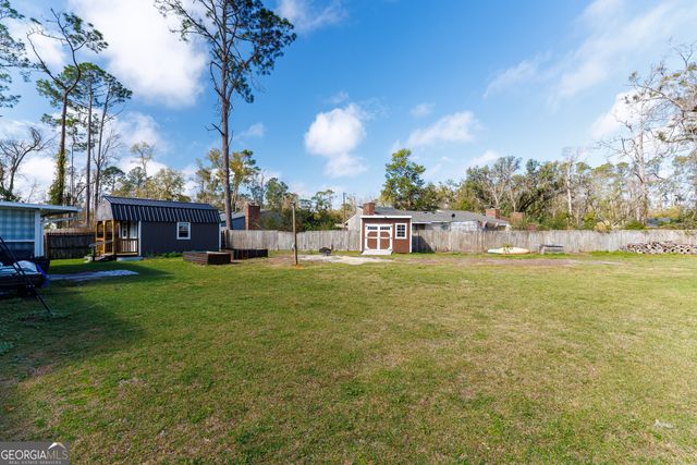 2206 Pin Oak Circle, Valdosta, GA 31602