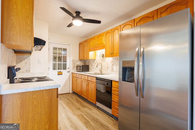 2206 Pin Oak Circle, Valdosta, GA 31602