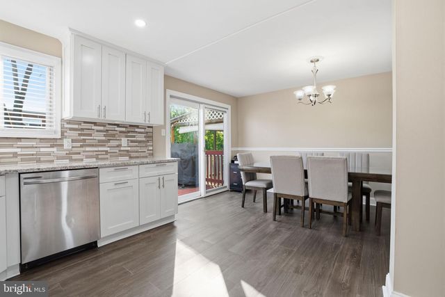 3622 CANBY DR, Philadelphia, PA 19154