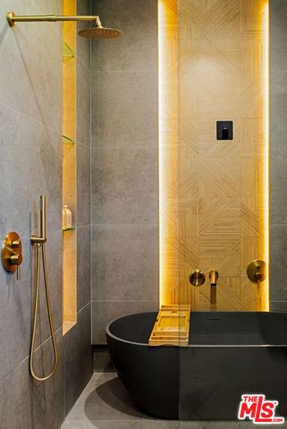 5186 Gloria Avenue, Encino (los Angeles), CA 91436