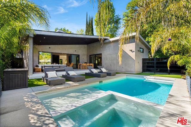 5186 Gloria Avenue, Encino (los Angeles), CA 91436