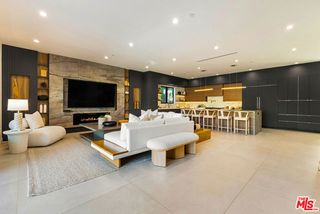 5186 Gloria Avenue, Encino (los Angeles), CA 91436