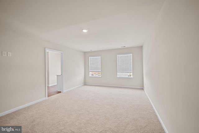 402 ATKINSON ST, Shenandoah Junction, WV 25442