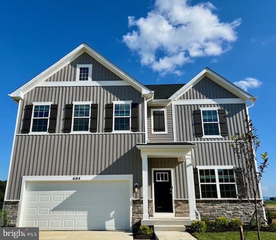 402 ATKINSON ST, Shenandoah Junction, WV 25442