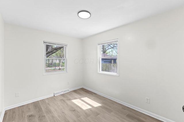 2548 Hiawatha Street, Columbus, OH 43211