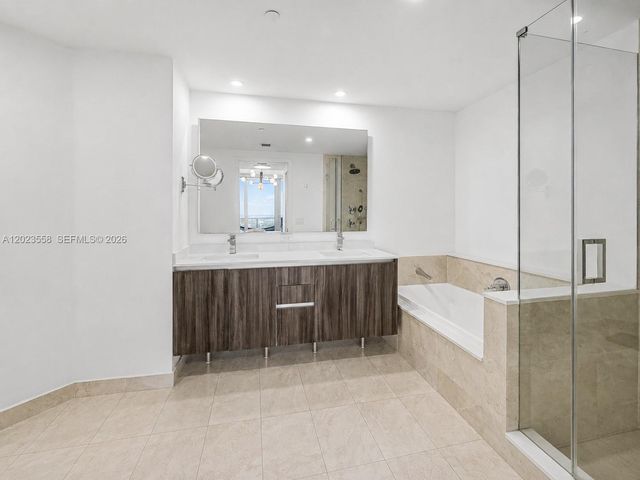 488 NE 18th St 3101, Miami, FL 33132