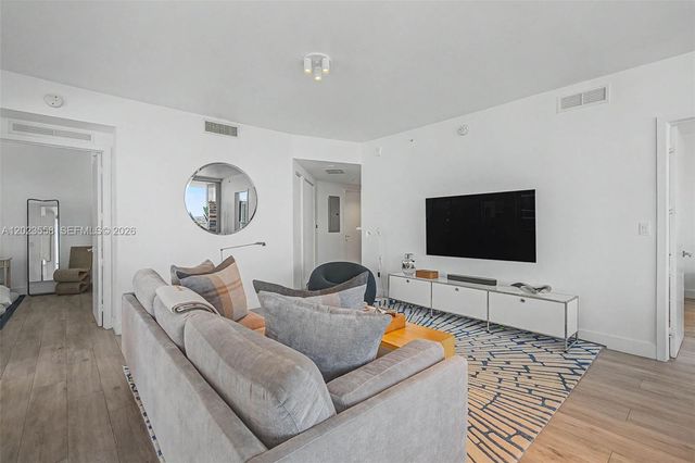 488 NE 18th St 3101, Miami, FL 33132