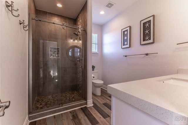 13111 Buccaneer Pkwy, Freeport, TX 77541