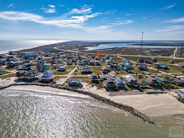13111 Buccaneer Pkwy, Freeport, TX 77541