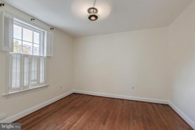 1401 35TH ST NW, Washington, DC 20007