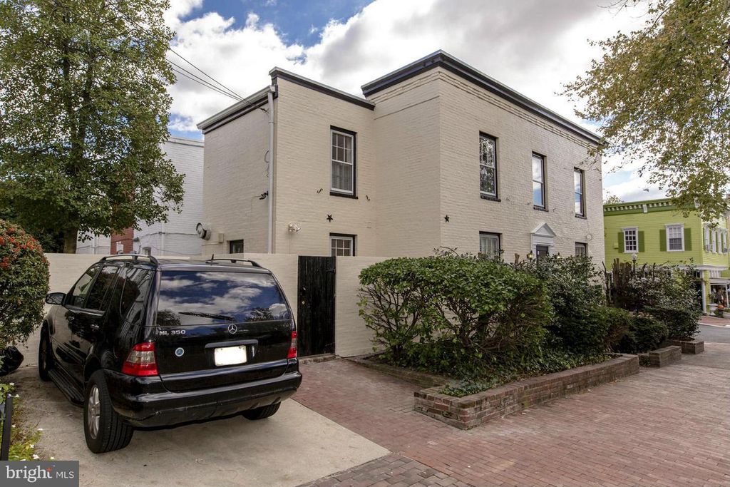 1401 35TH ST NW, Washington, DC 20007